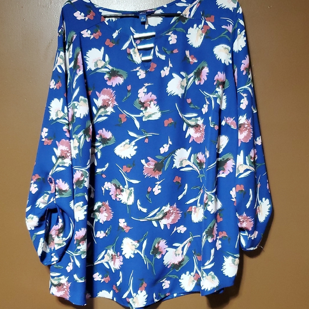Apt. 9 Blue Floral Blouse